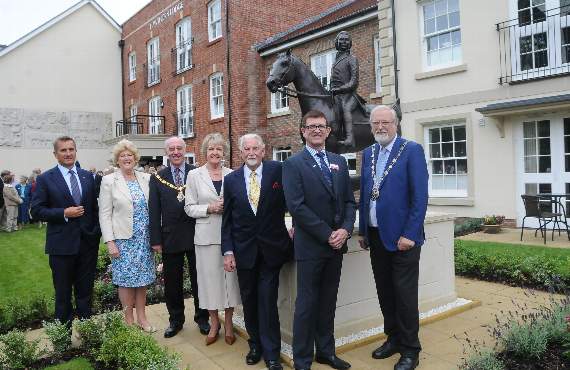Penelope Keith with Churchill chairman Spencer McCarthy, mayoress and mayor of Farnham Gillian and John Ward, Charles Bone, Steve Jones and Waverley mayor Christopher Storey. Picture order no:  FD37-64-16