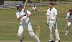 Gleave gets Chiddingfold going with career-best 151