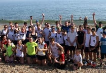 Brave college runners in race to the beach