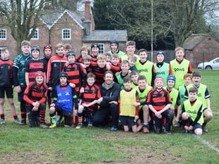 World Cup star Wilkinson trains with rugby starlets