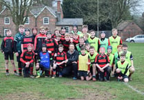 World Cup star Wilkinson trains with rugby starlets