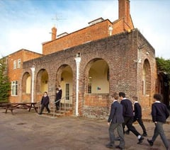 Star-studded match to raise funds for school pitch