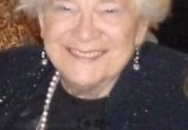 Tributes paid to former Haslemere mayor