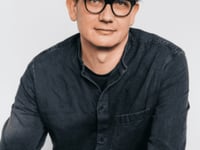 Top designer gives talk