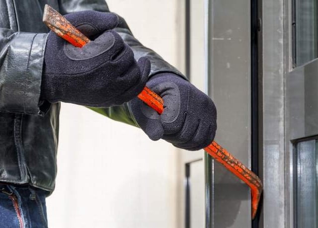 Burglars ransack house in Tilford as cash and jewellery stolen
