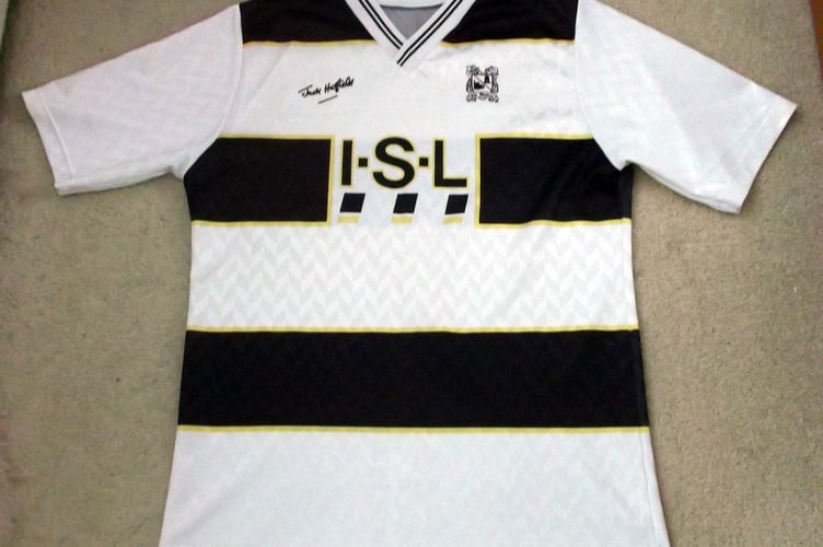 Darlington FC shirt 1989-91.