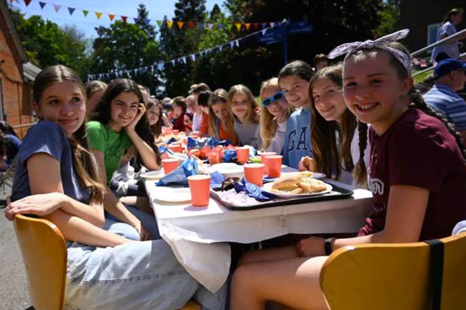 The Platinum Jubilee lunch at Alton School