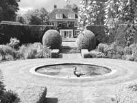 Beautiful garden in Bentley open to the public