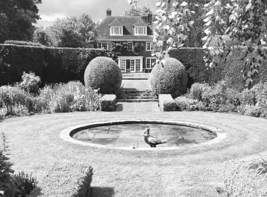 Beautiful garden in Bentley open to the public