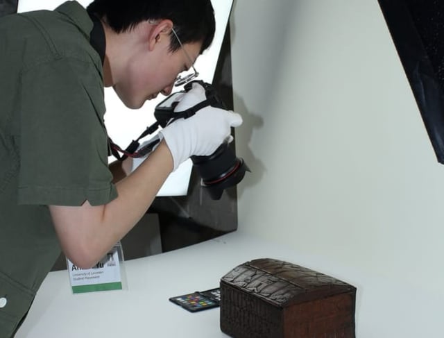 Icelandic artefacts documented at Haslemere Educational Museum