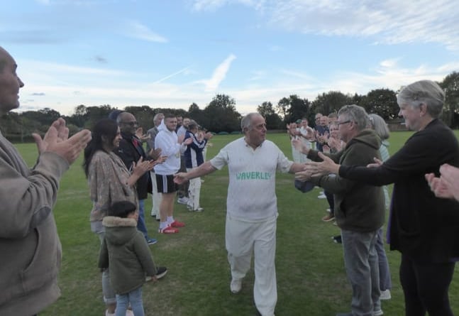 A guard of honour was formed for Waverley legend Peter Brewer
