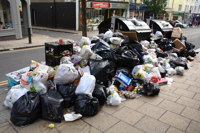 This was the scene on day six of a bin strike in Brighton and Hove – Waverley’s bin men are set to begin three weeks of strike action on Thursday, November 3                                                                                                      
