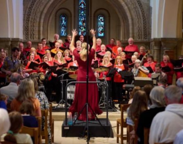 Alton choir Luminosa Music to hold ‘come and sing’ workshop