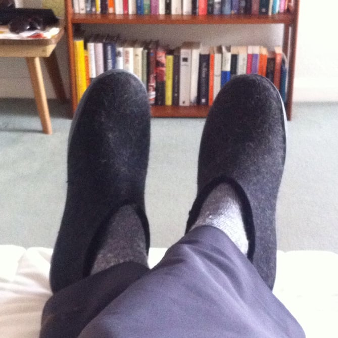 Slippers stock