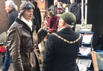 Video: Mayor of Farnham meets time-traveller at antiques market