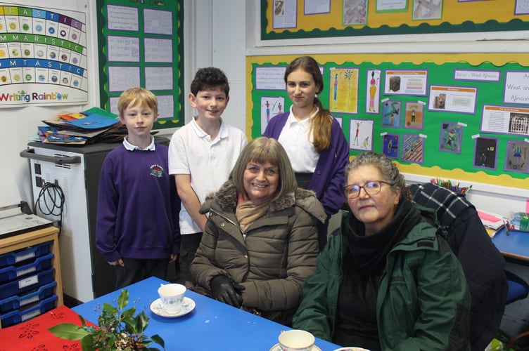 Grandparents visit Andrews' Endowed CE Primary School, Holybourne, December 2022.