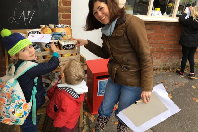 Fernhurst Hub gets into festive spirit