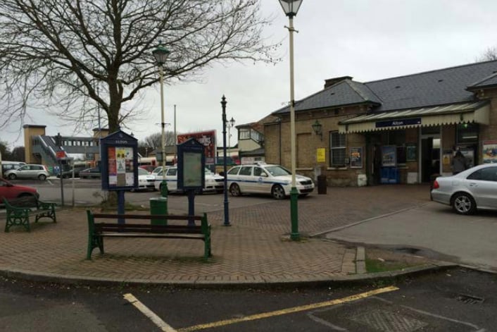 Alton station.