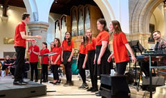 Alton children and teenagers can sing in Luminosa choirs 