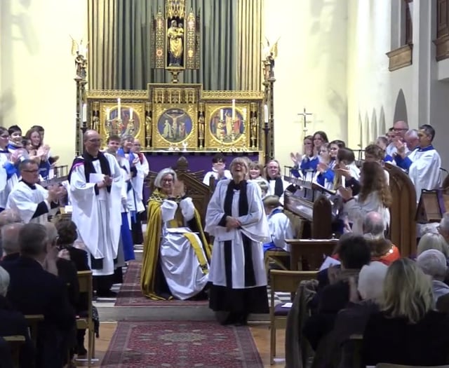 Was vicar the first American to pledge allegiance to the King?