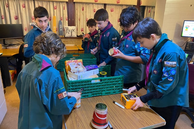 8th Farnham Scouts help out at Farnham Food Bank