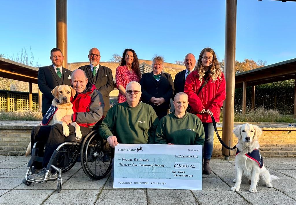 Hounds for Heroes receives the £25,000 cheque
