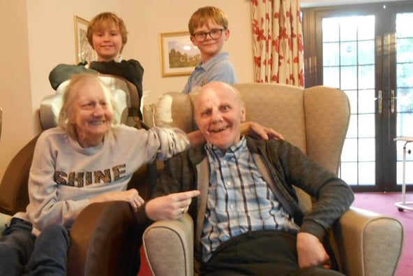 Pupils from More House School visited Tilford Care and Nursing Home to meet their inter-generational penpals, February 2023.