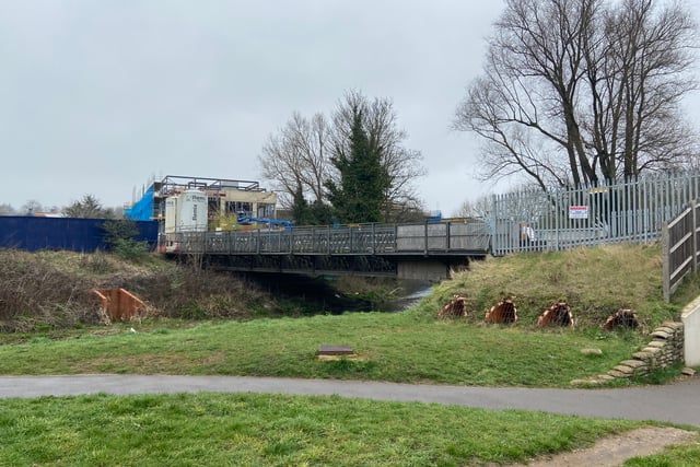 Should new Brightwells bridge be for cyclists or just pedestrians?