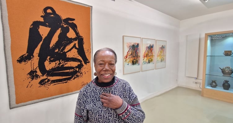 The Private View exhibition has extra resonance for Dame Magdalene Odundo as the great artist and maker lives in Farnham and it is dedicated to her friend and mentor the late Prof. Simon Olding, who was director of the Craft Study Centre