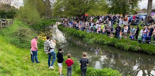 Fowl play as real ducks almost sabotage Great Farnham Duck Race 2023!