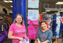 Slimmers donate clothes worth £2,500 to Alton charity shop