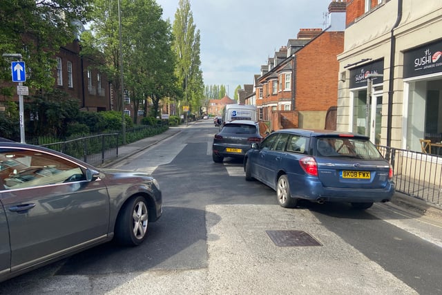 Emergency pothole repairs undertaken in Farnham town centre
