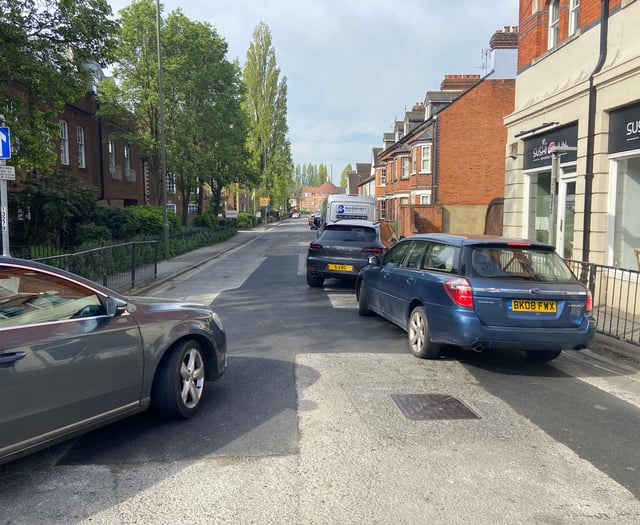 Emergency pothole repairs undertaken in Farnham town centre