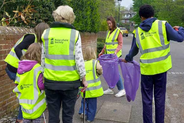 Petersfield Society litter pick, April 30th 2023.