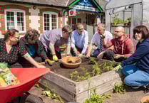 Kingsley Organisation charity gets £5,000 from Grundon Sand and Gravel