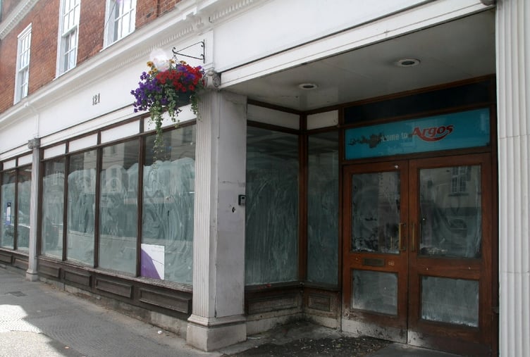 Megan’s has pushed back its opening date in the former Argos shop