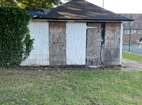 Elstead ‘eyesore’ to be refurbished after parish council backs project