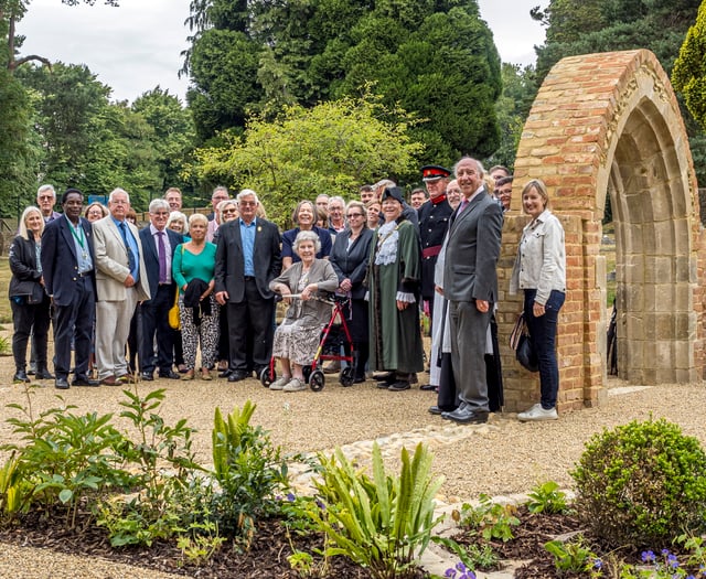 New Hale Chapels Garden opened by deputy lieutenant in north Farnham