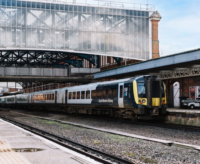 South Western Railway to return to public ownership