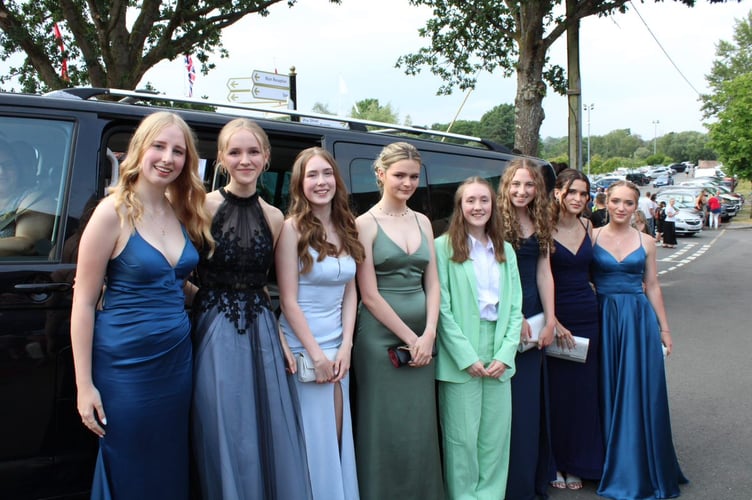TPS Prom Pic 2