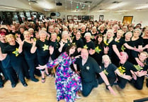 Farnham Rock Choir have special visitor for Big Sing performance