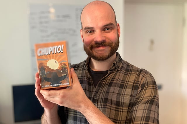 East Hants duo eye up fundraising target for card game