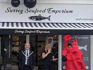 Town mayor reeled in to open new Farnham fishmonger