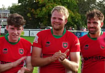 Petersfield continue perfect start to season with emphatic win against New Milton
