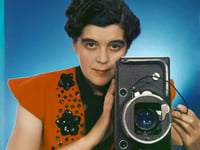 Madame Yevonde: The woman who brought colour to photography