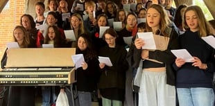 Bedales community pays respects with poignant Remembrance service