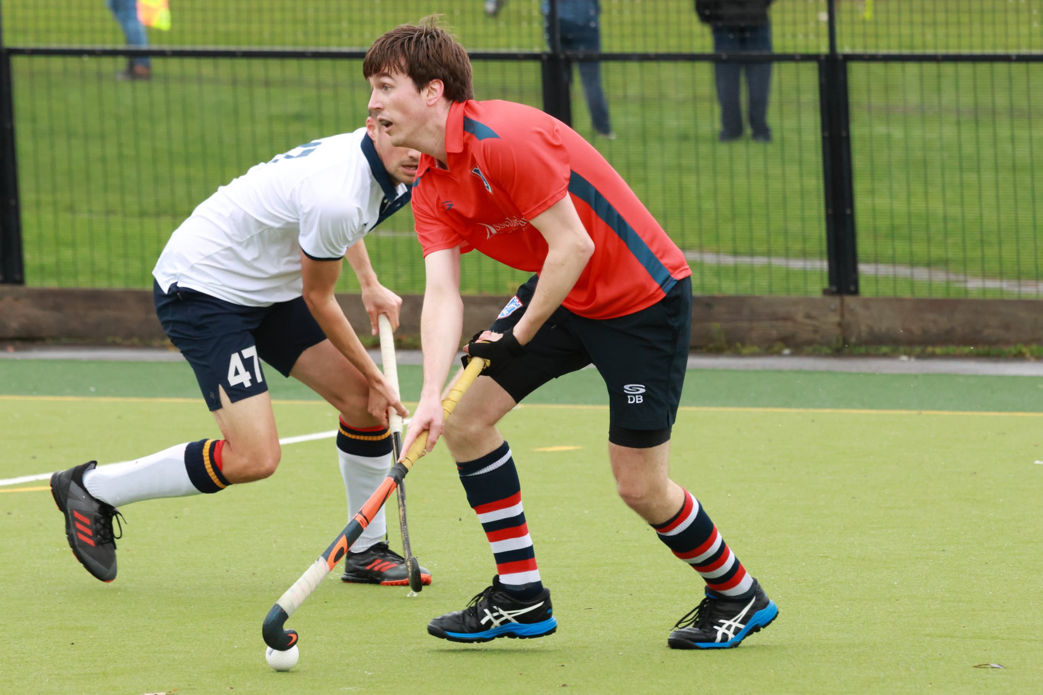 Daan Barron on the ball against Oxted