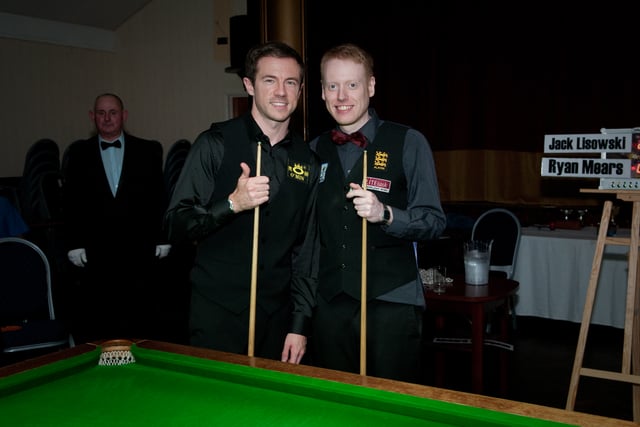SNOOKER: Leaders held while Mears and Alton hotshot get highest breaks