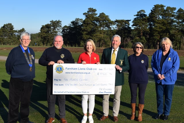 Golfers raise a stunning £32,000 for Haslemere's Hunter Centre