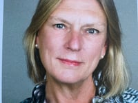 Antiques Roadshow expert Joanna Hardy to give talk in Blackmoor
